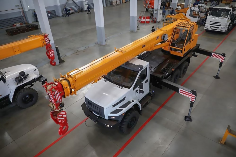 Автокран XLP 500